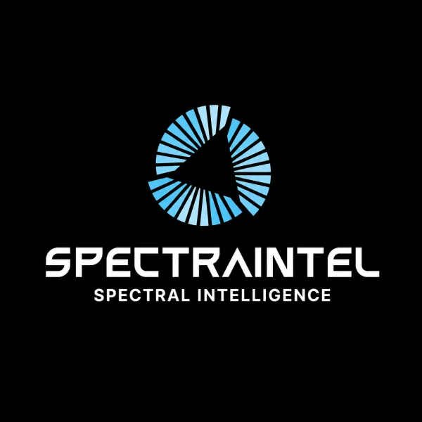 검정 배경의 SPECTRAINTEL 로고